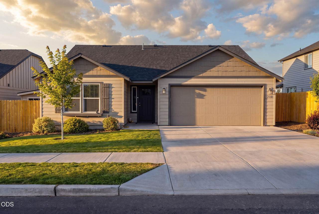 3583 9th Street - Photo 1