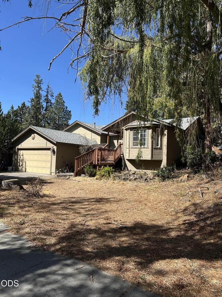 2665 Genet Court - Photo 1