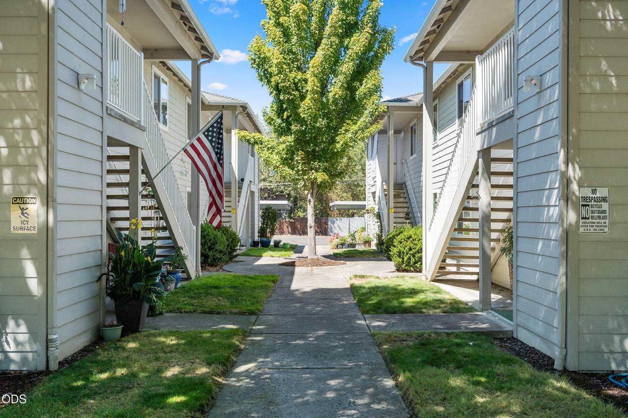 123 Maple Street - Photo 1