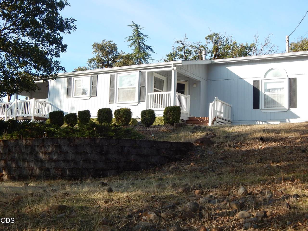 130 Riverview Circle - Photo 1