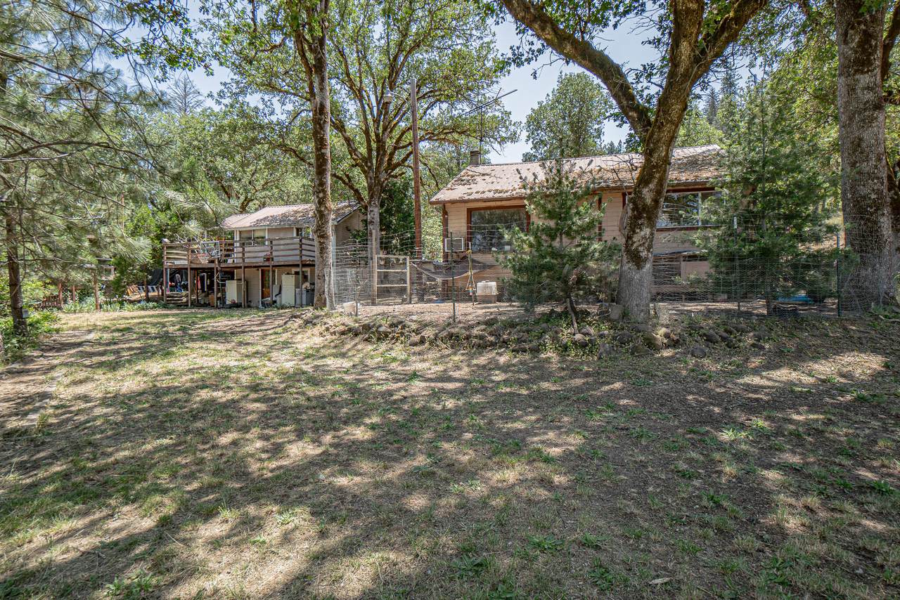 6534 Crowfoot Road - Photo 1