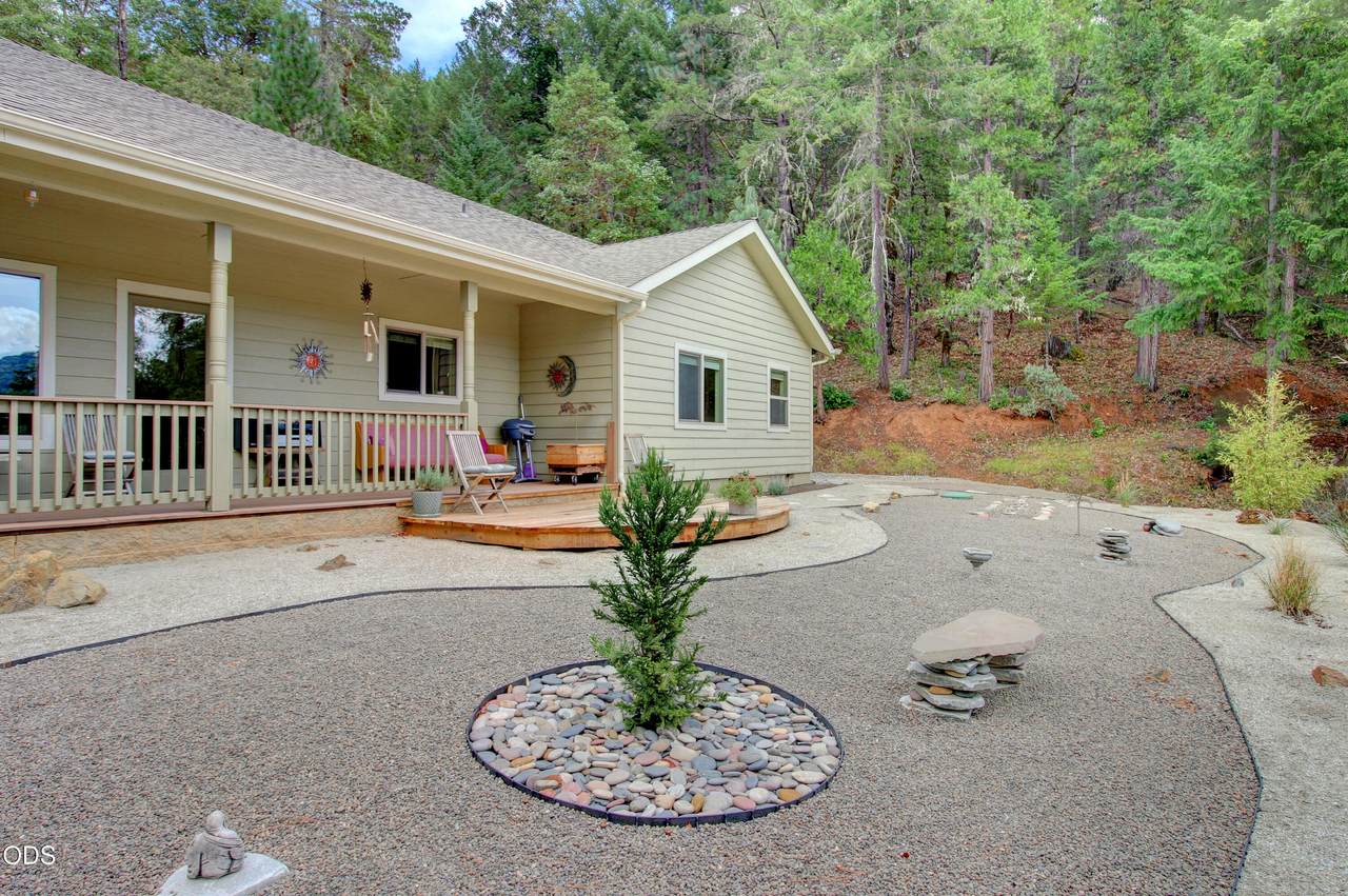 665 Winona Road - Photo 1
