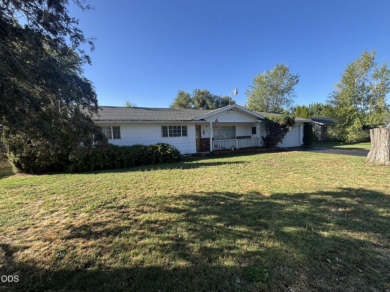 5436 Villa Drive - Photo 1
