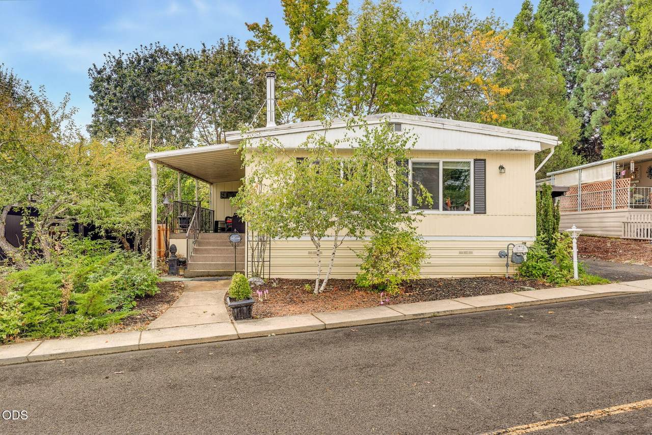 1055 5th Street - Photo 1