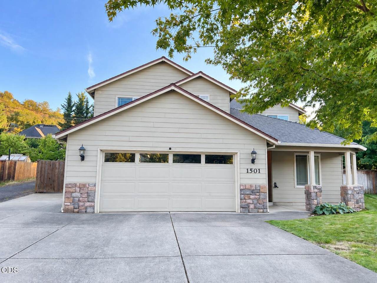 1501 Summitridge Circle - Photo 1