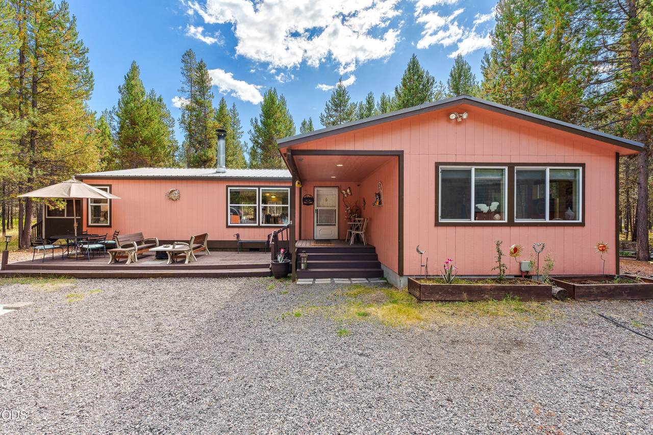 16759 Gross Drive - Photo 1