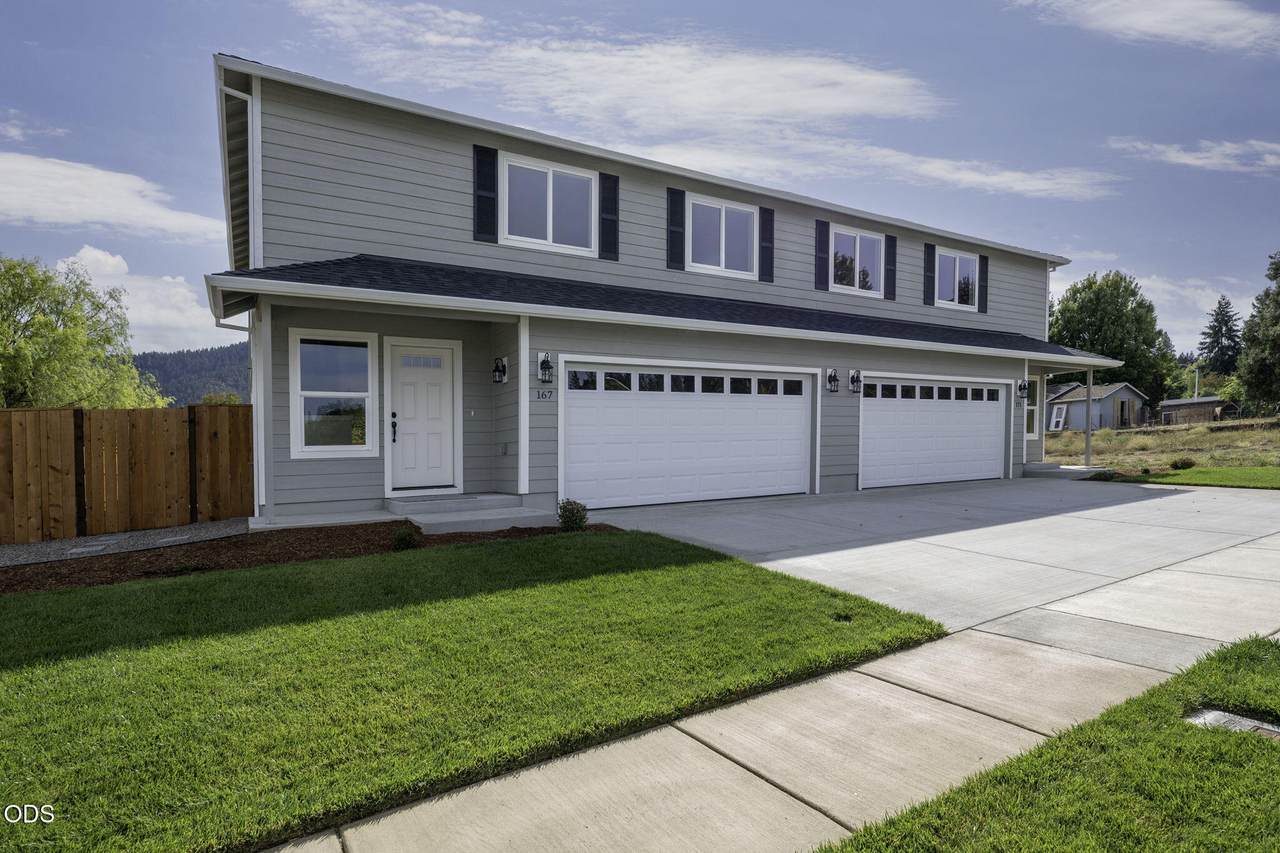 167 Champagne Court - Photo 1
