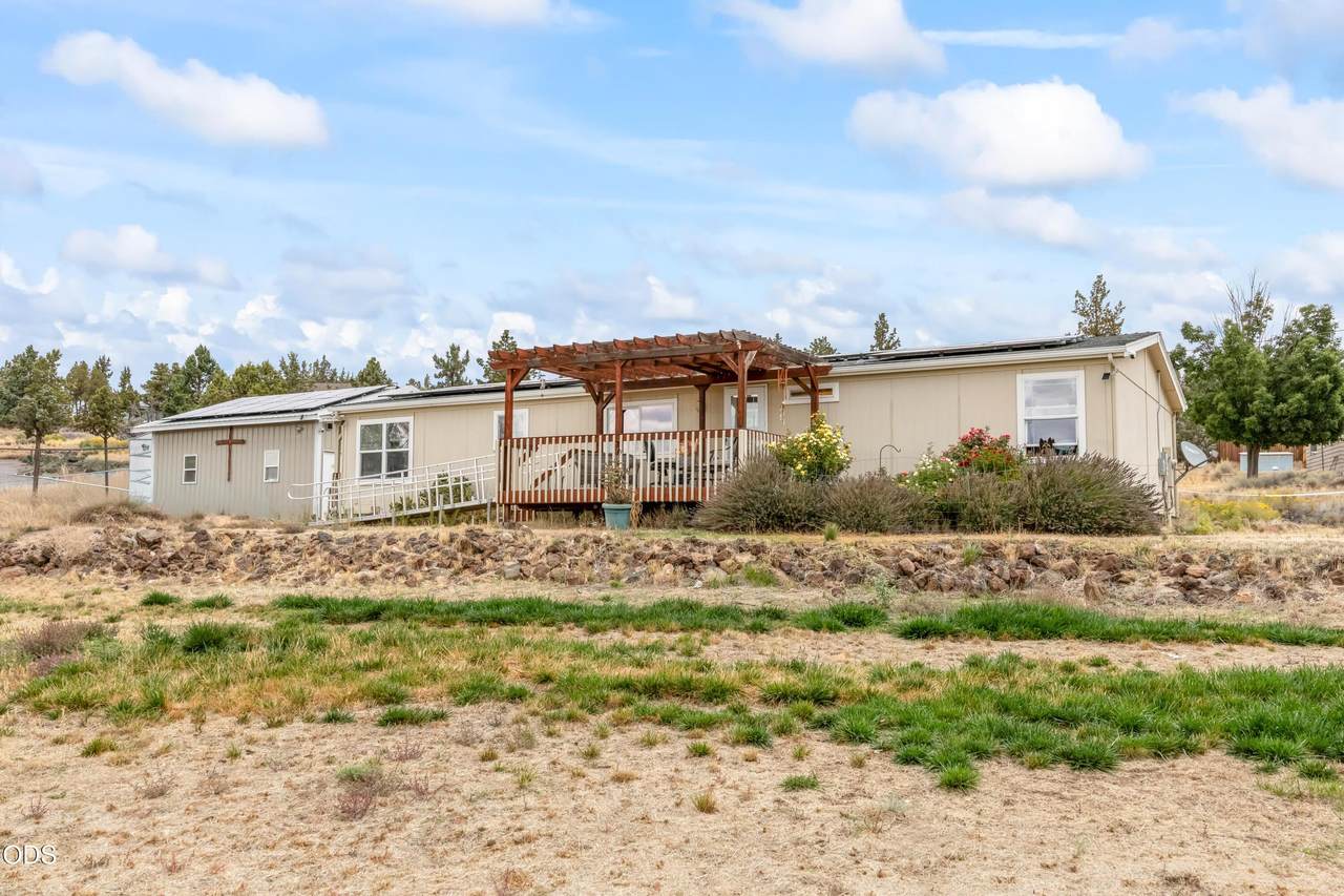 8204 Sand Ridge Road - Photo 1