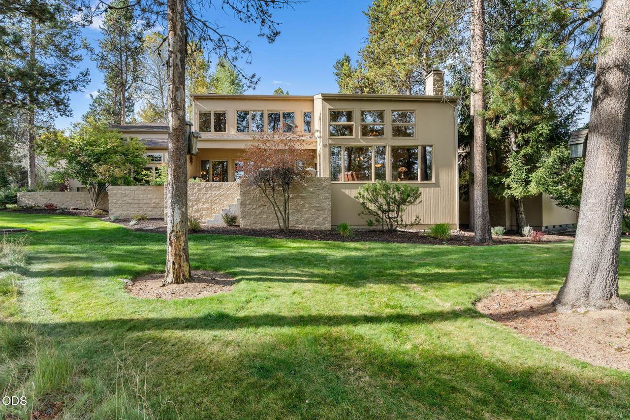 57824 Alberello Court - Photo 1