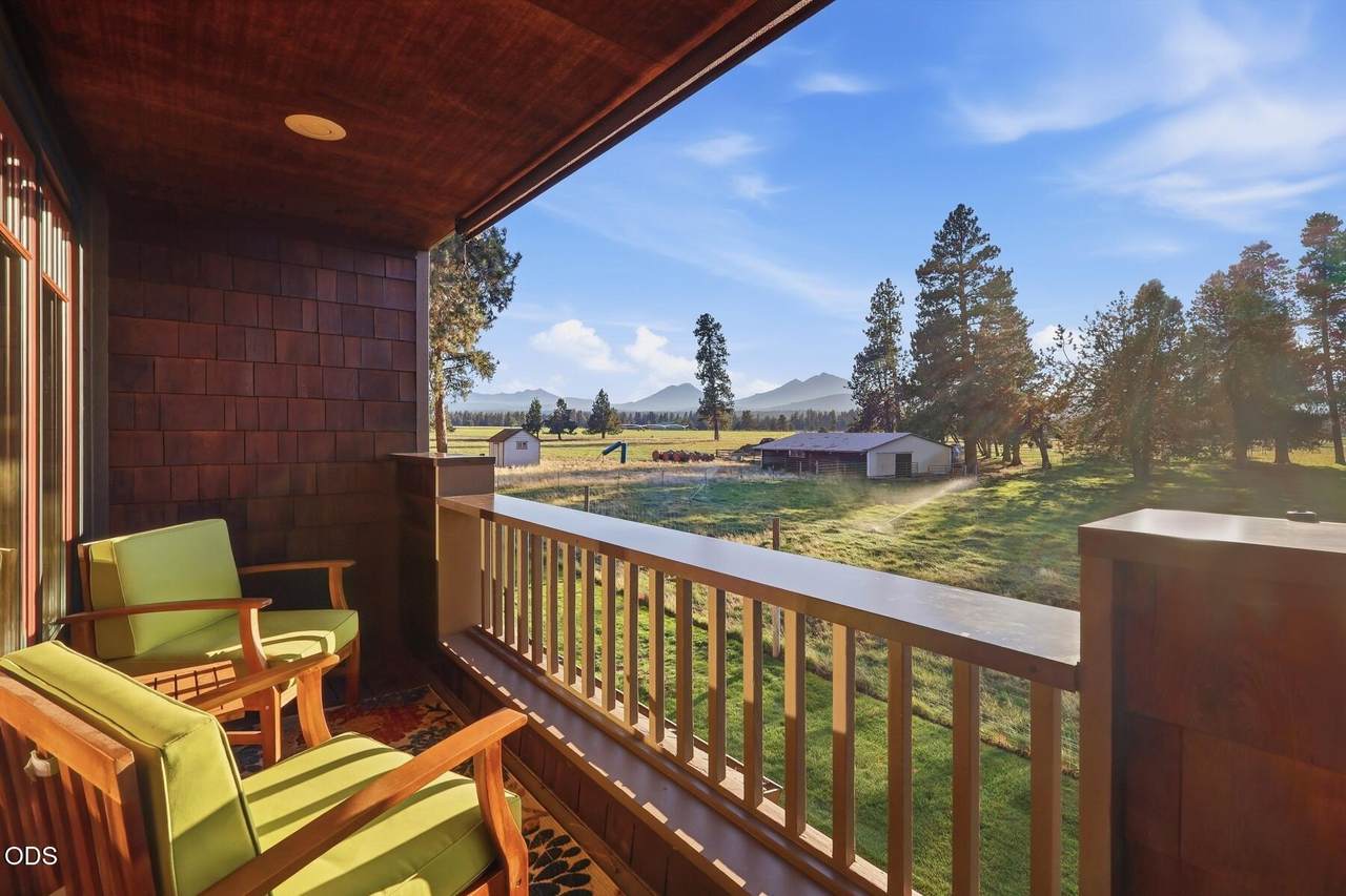 377 Pine Meadow Street - Photo 1