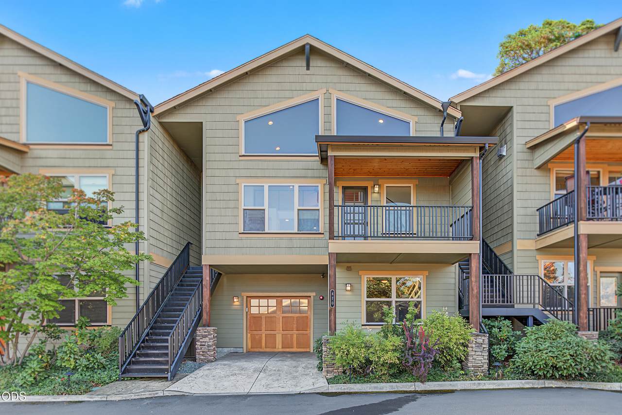 470 Beach Street - Photo 1