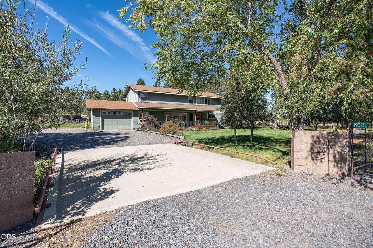 19210 Pinehurst Road - Photo 1