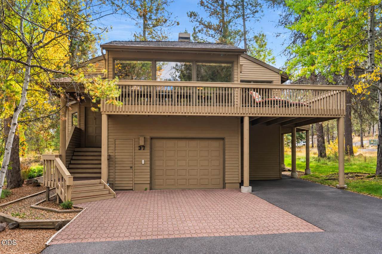 57676 Tan Oak Lane - Photo 1