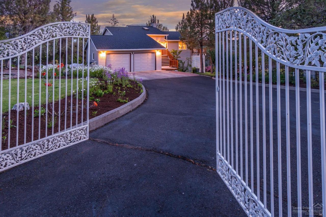 Redmond, OR 97756 :: Birtola Garmyn High Desert Realty