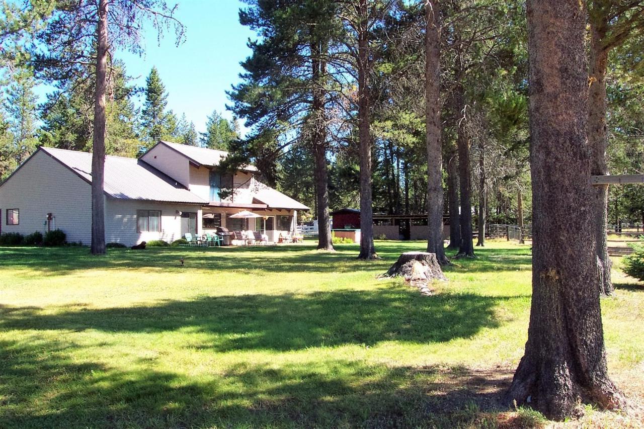 1052 S. Airport Dr - Photo 1