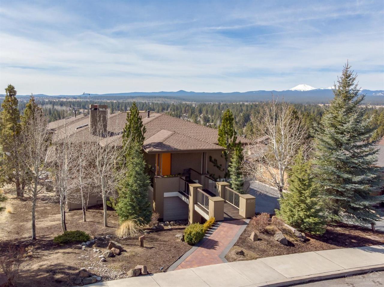 1835 Turnberry Place - Photo 1