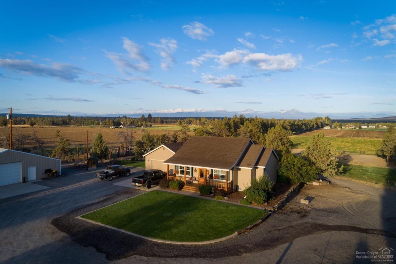 3773 Helmholtz Way - Photo 1