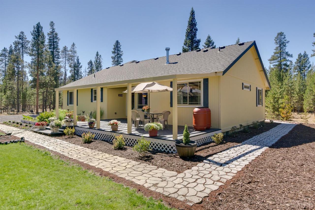145343 Birchwood Drive - Photo 1