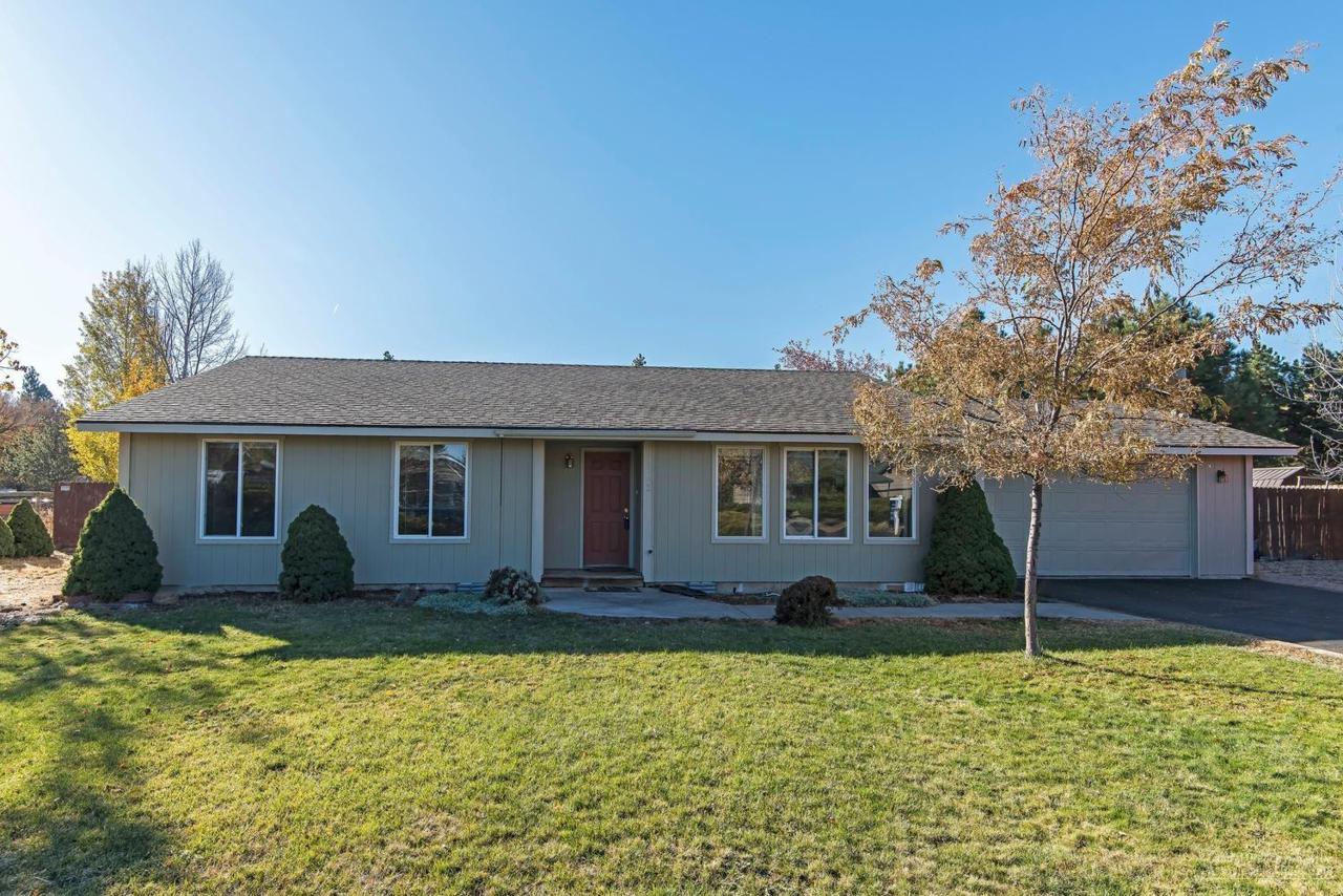 1003 Ranch Avenue - Photo 1