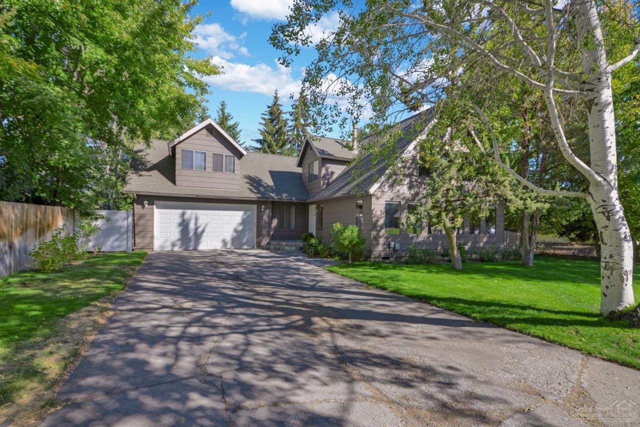2448 Ravenwood Drive - Photo 1
