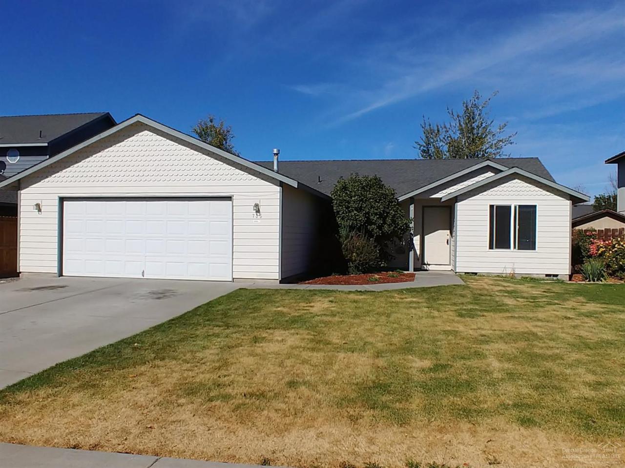 735 Negus Place - Photo 1