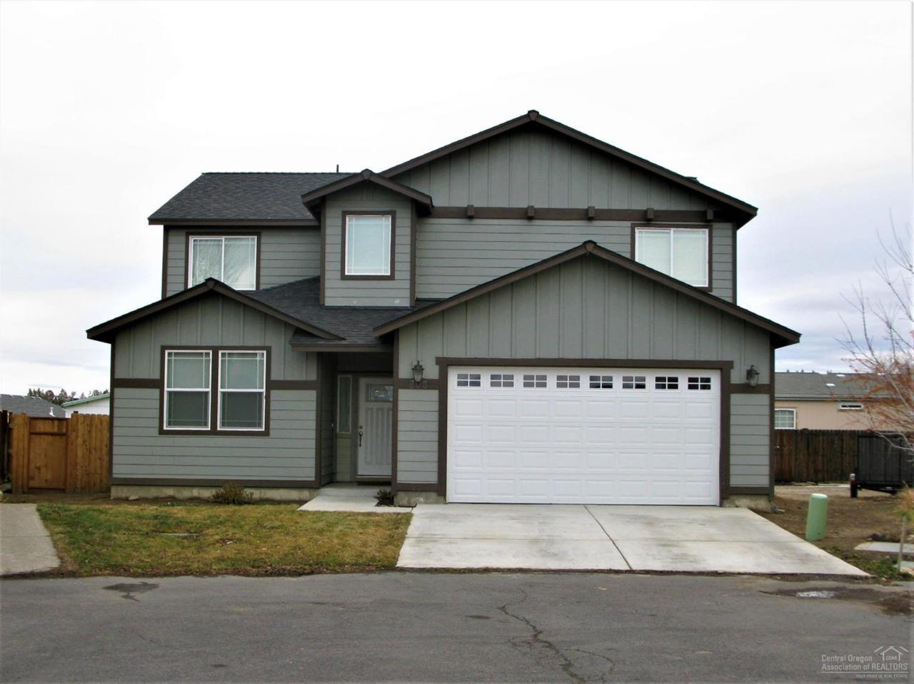 808 Apache Court - Photo 1