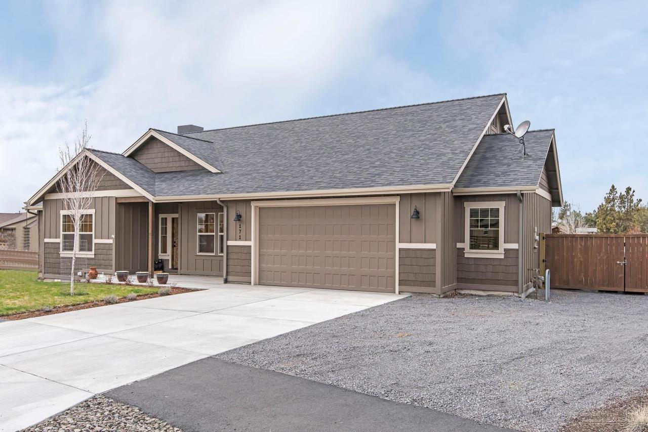 171 Saddlehorn Court - Photo 1