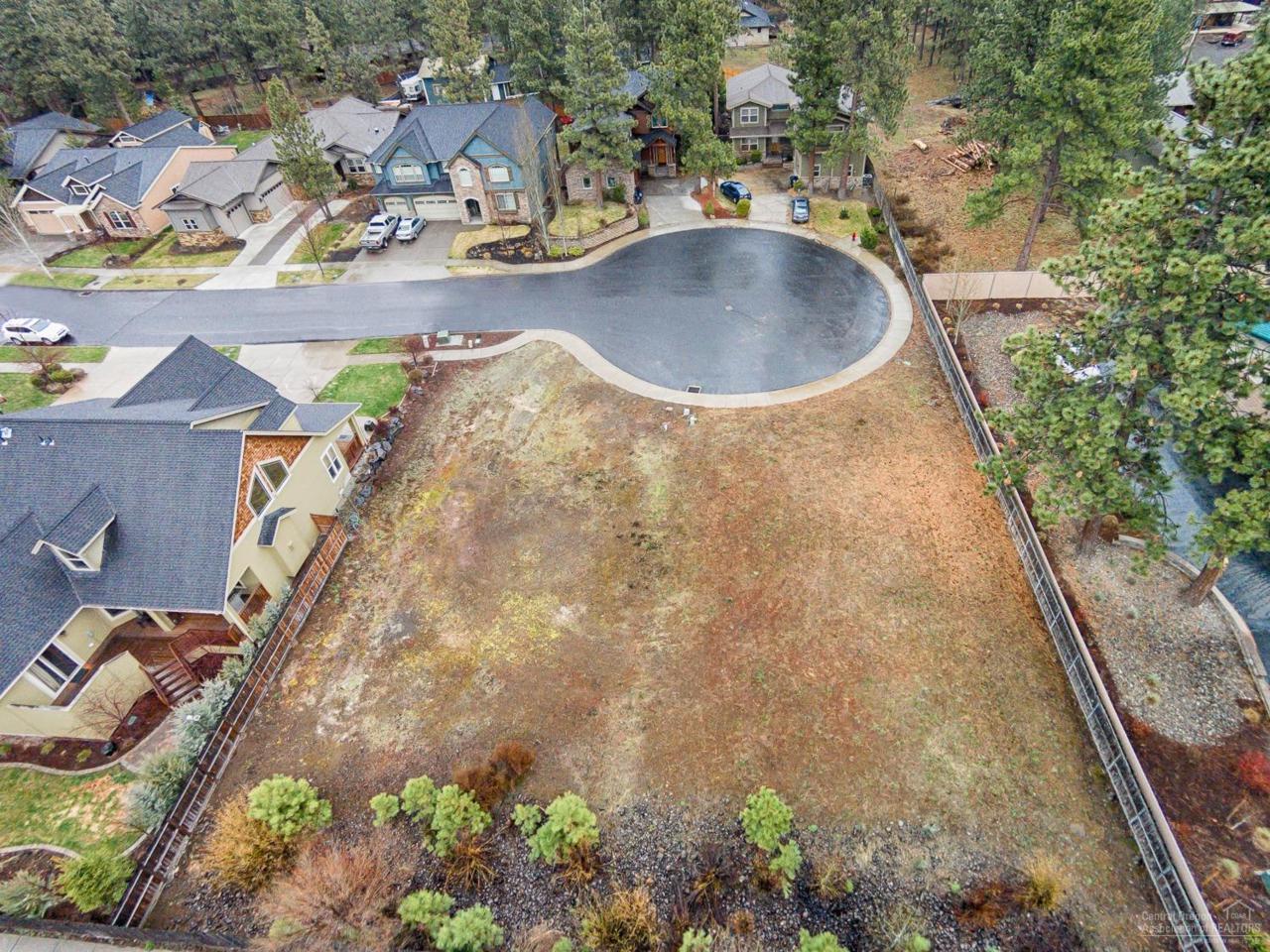 60809 Yellow Leaf Street - Photo 1