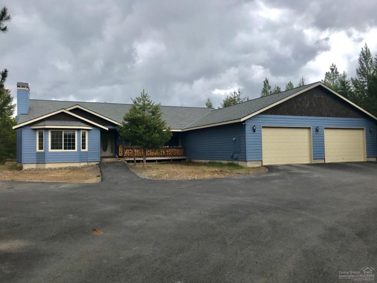 15533 Emerald Drive - Photo 1
