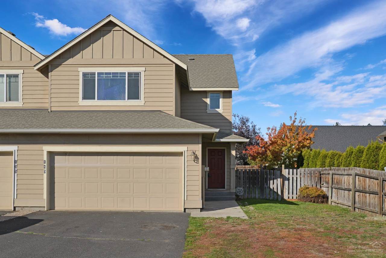 145 Tamarack Street - Photo 1