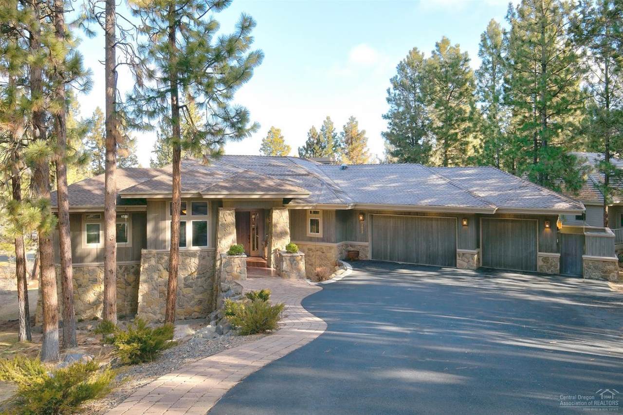 2642 Champion Circle - Photo 1