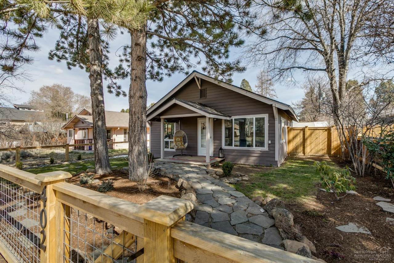 402 12th Street - Photo 1