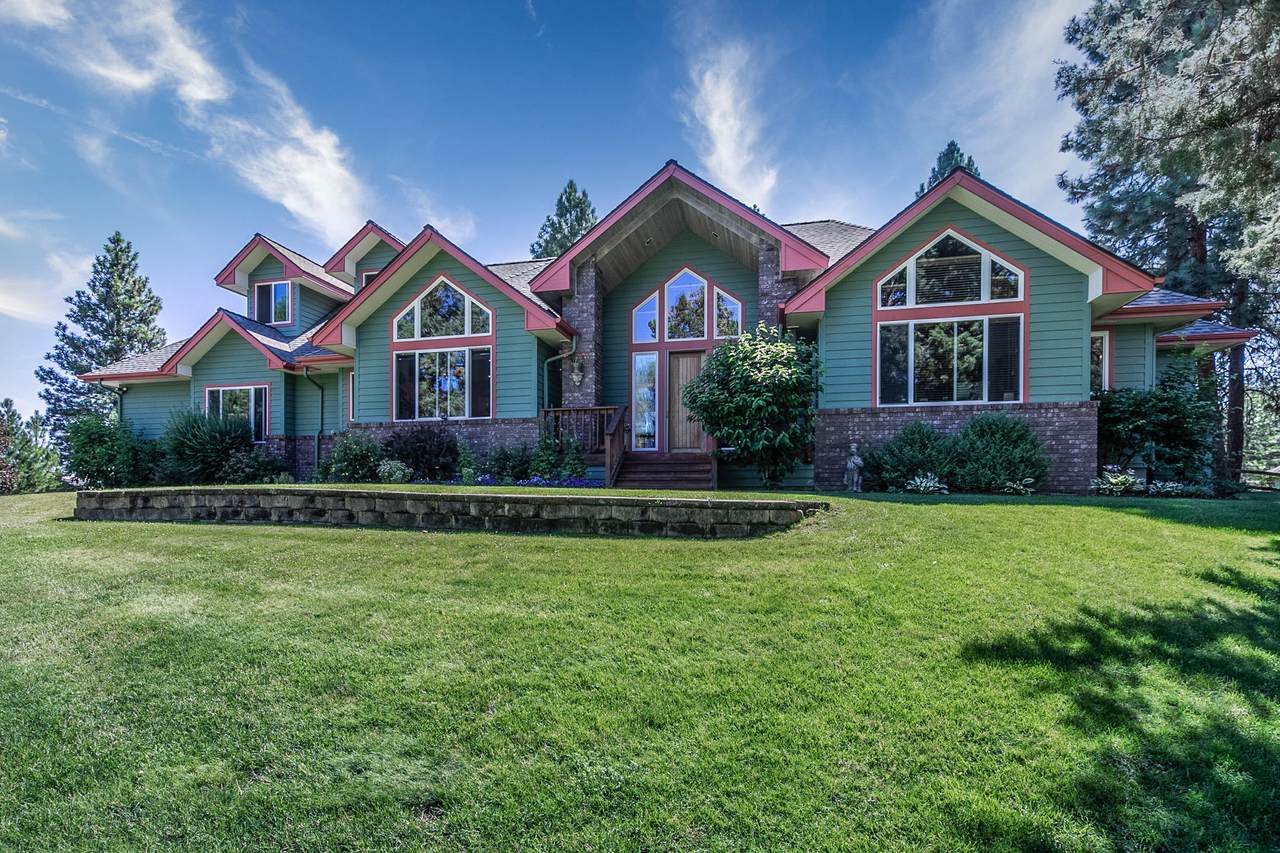 20235 Hardy Road - Photo 1
