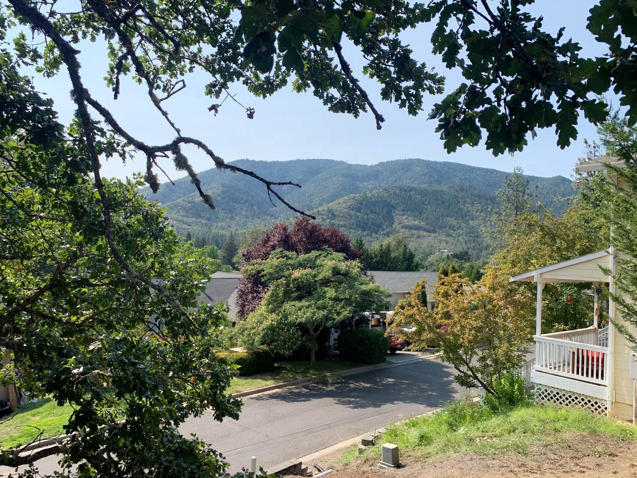 100 Cedar Ridge Terrace - Photo 1