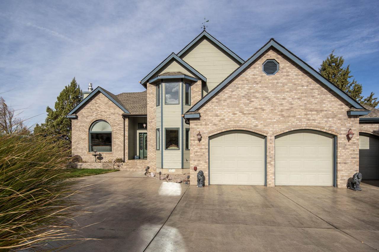 12301 Paiute Court - Photo 1