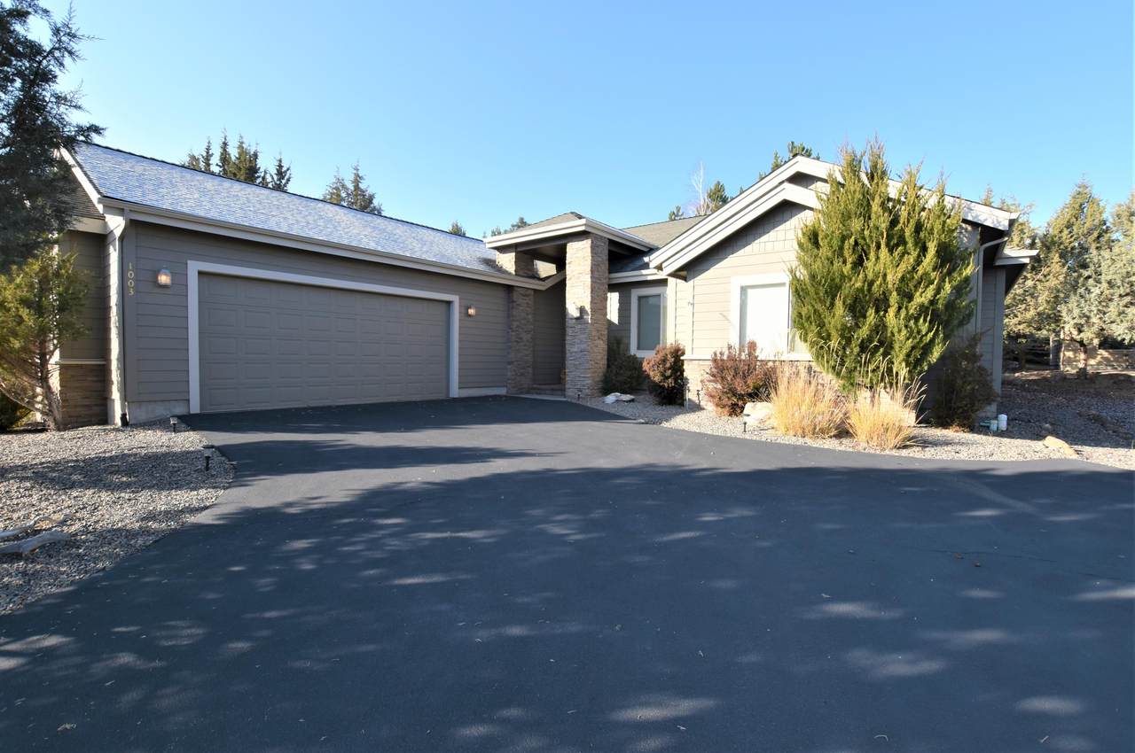 1003 Yosemite Falls Drive - Photo 1