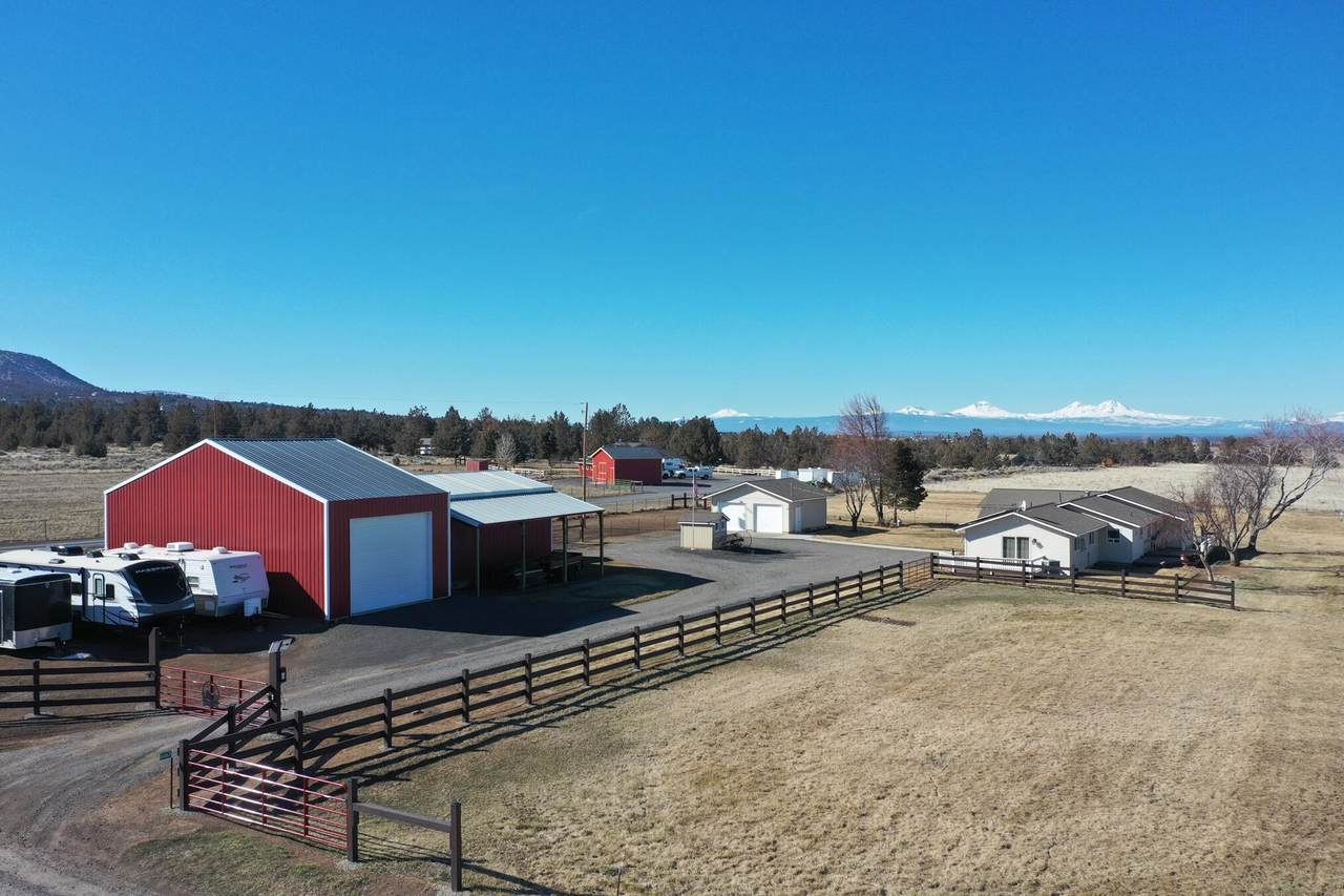 6467 Valley View Road - Photo 1