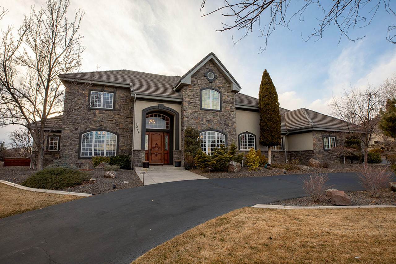 2646 Fairway Drive - Photo 1