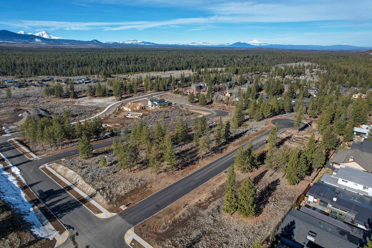 62589-95 Mt Hood Drive - Photo 1