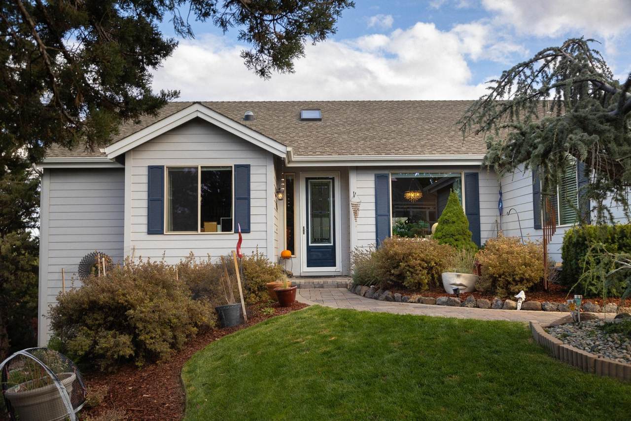 922 Sacred Falls Drive - Photo 1
