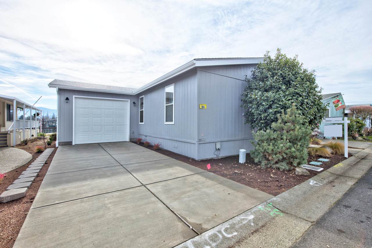 159 Kingsley Drive - Photo 1