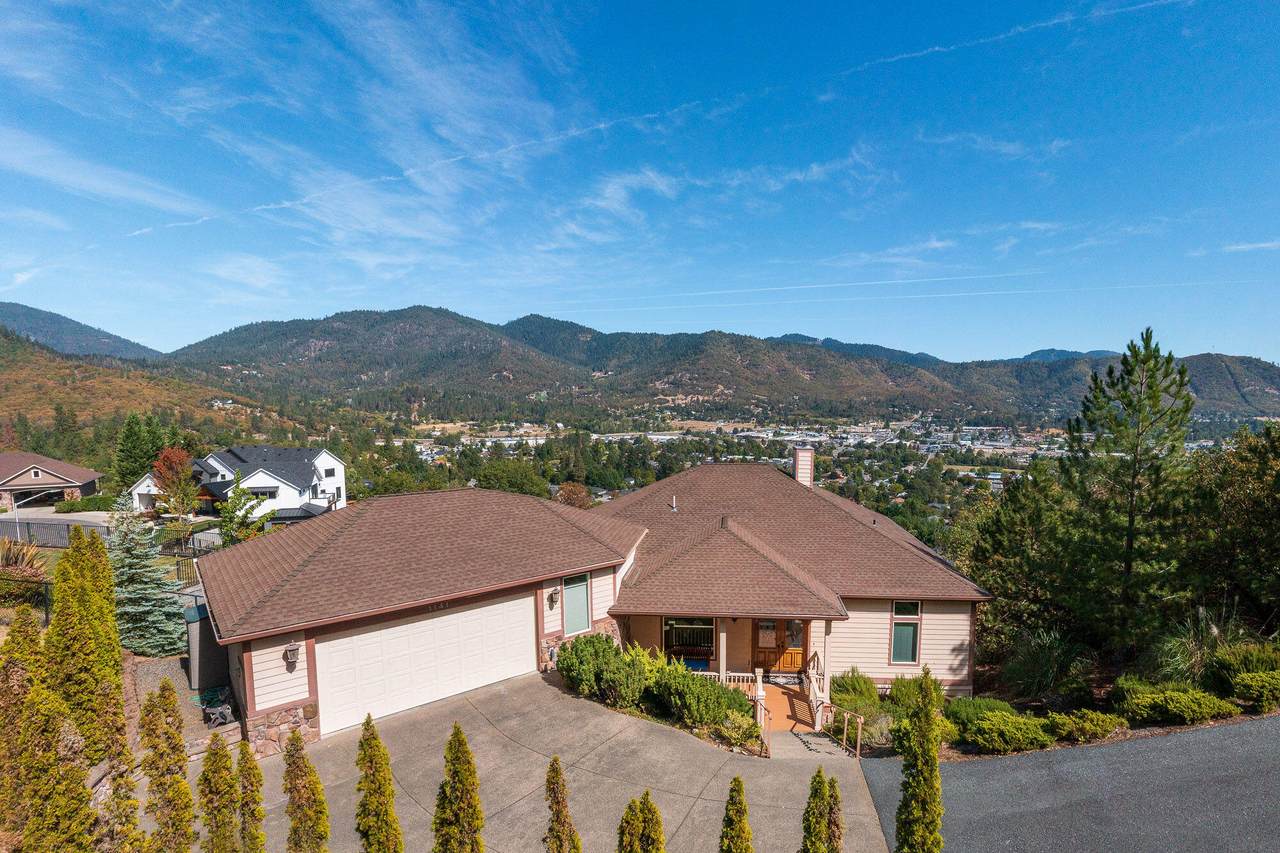 1141 Sunburst Way - Photo 1