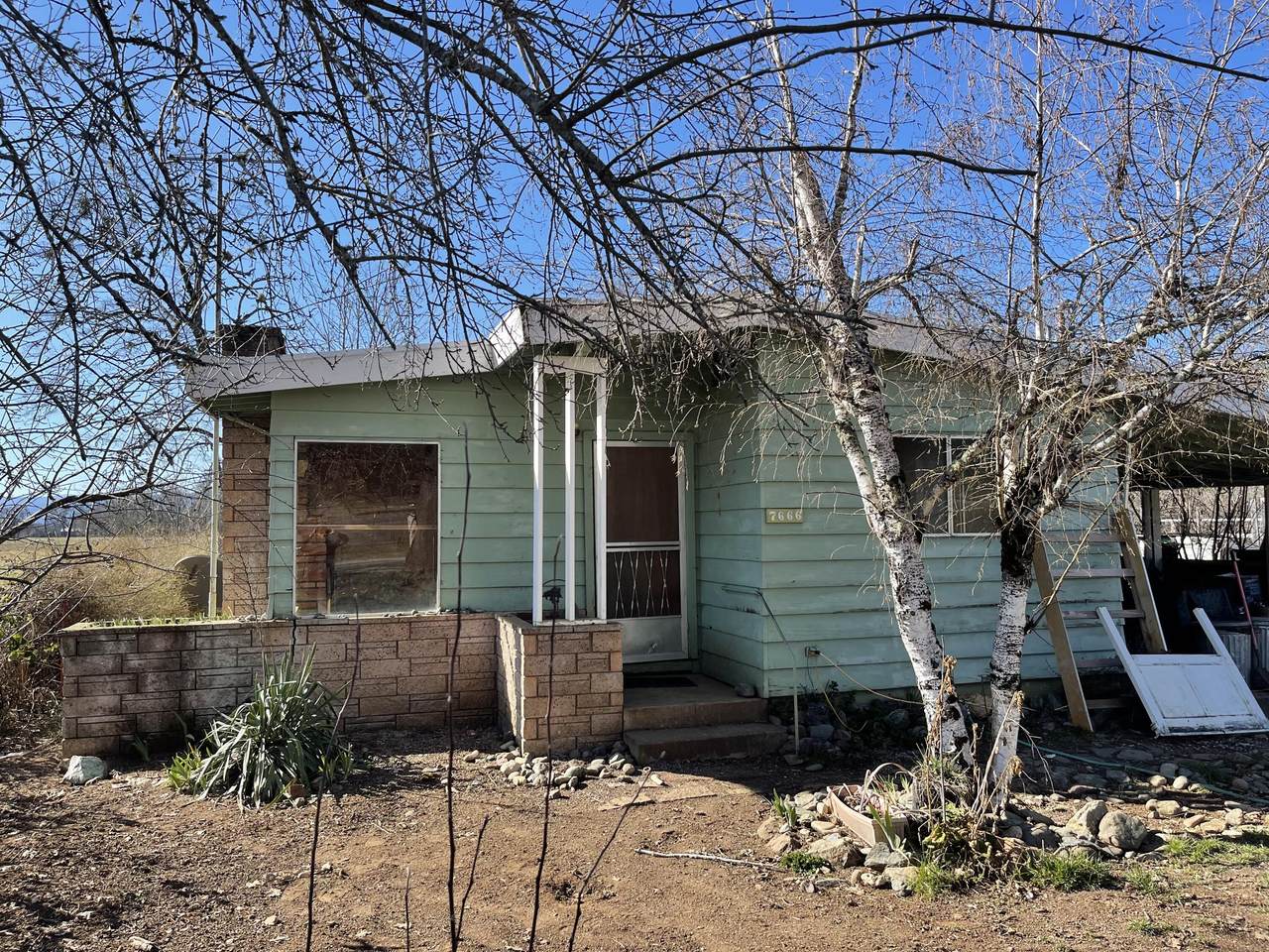 7666 Holland Loop Road - Photo 1
