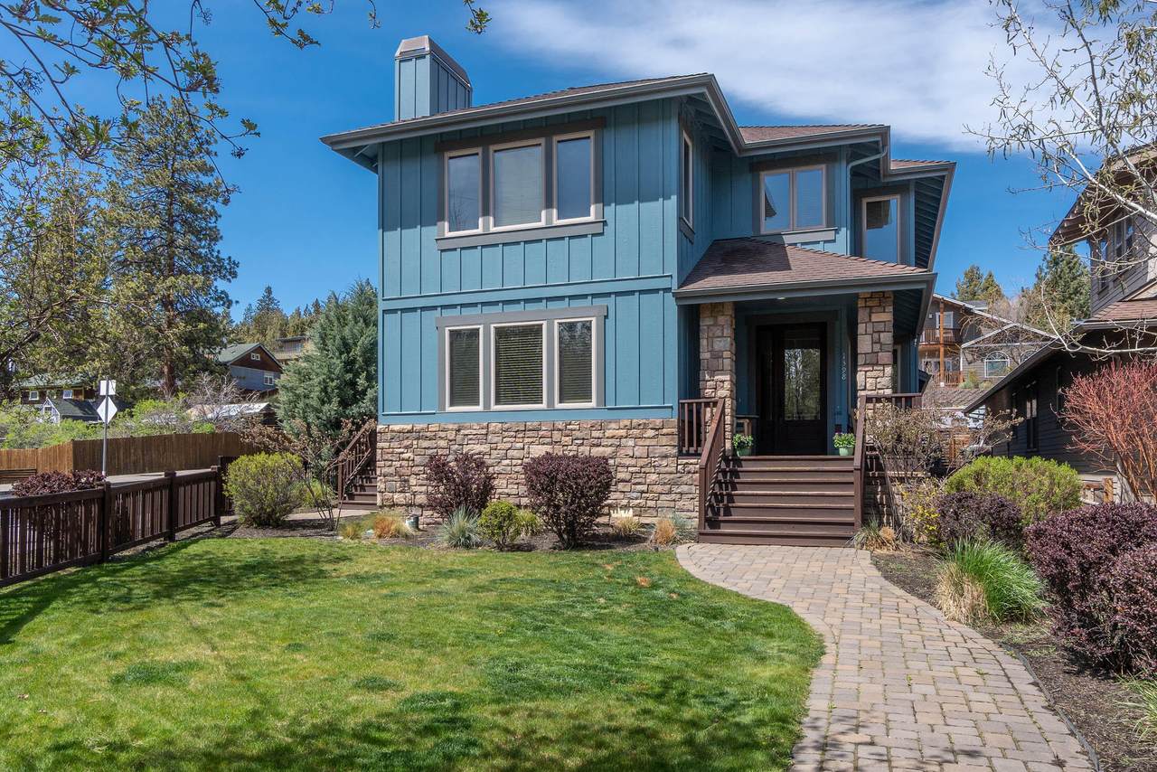1398 Newport Avenue - Photo 1