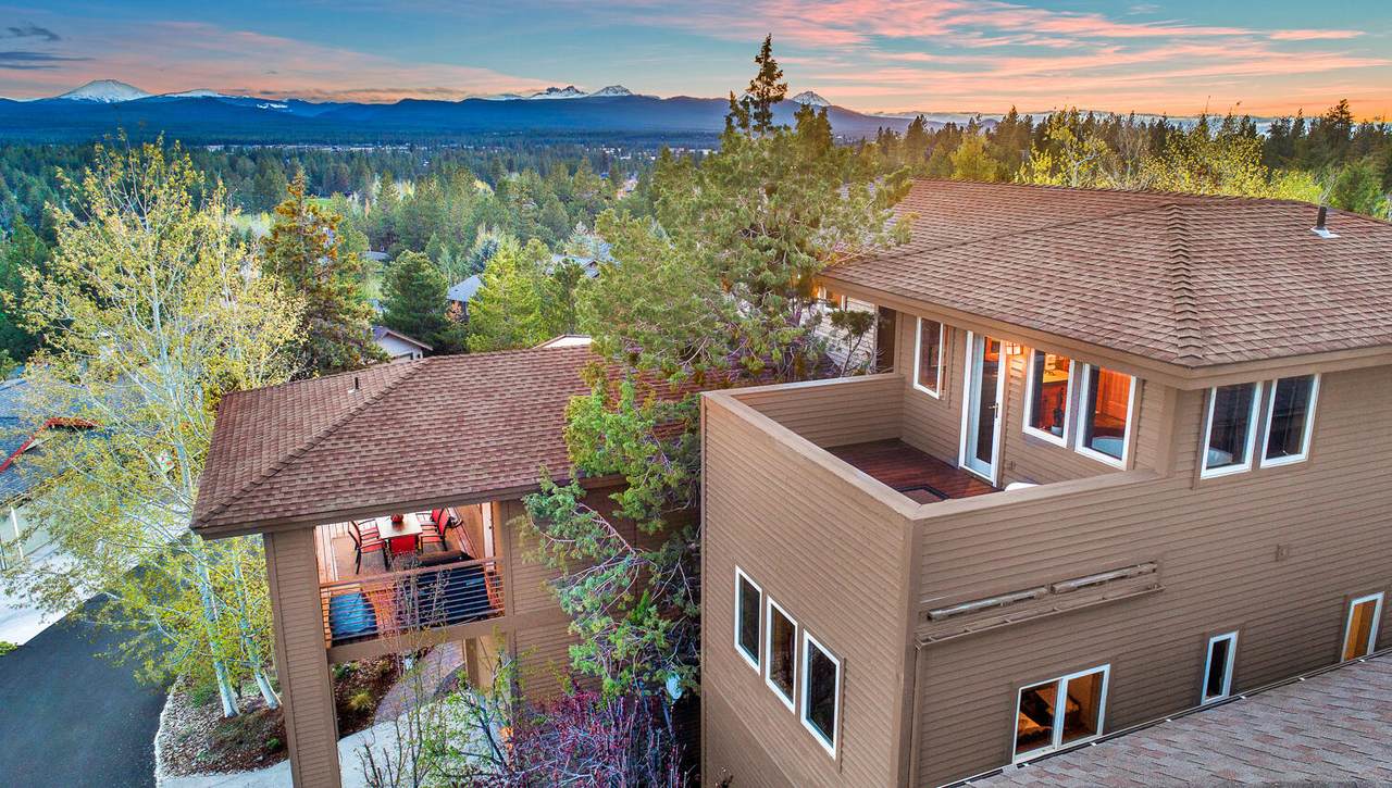 1829 Turnberry Place - Photo 1