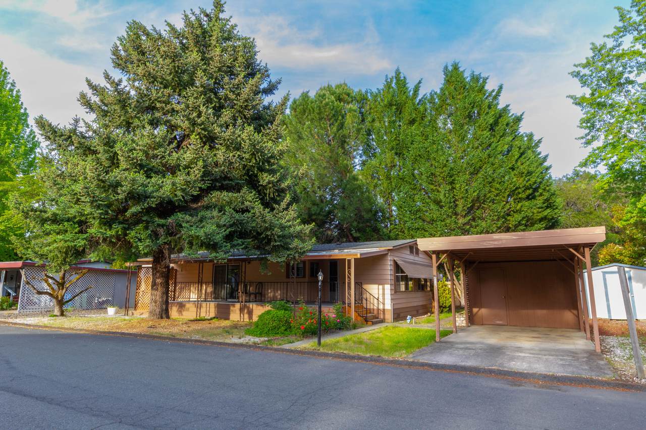 315 Evans Creek Road - Photo 1