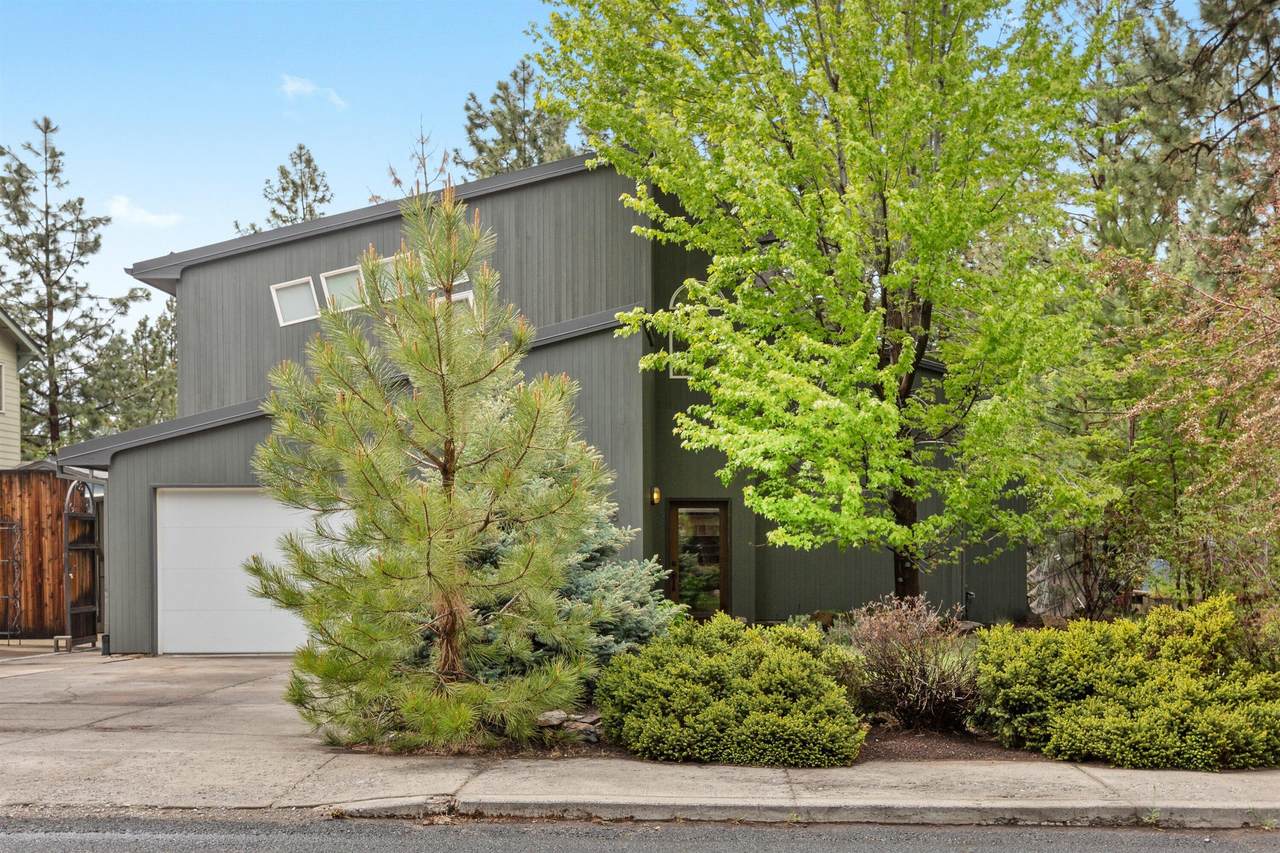 1618 Kingston Avenue - Photo 1