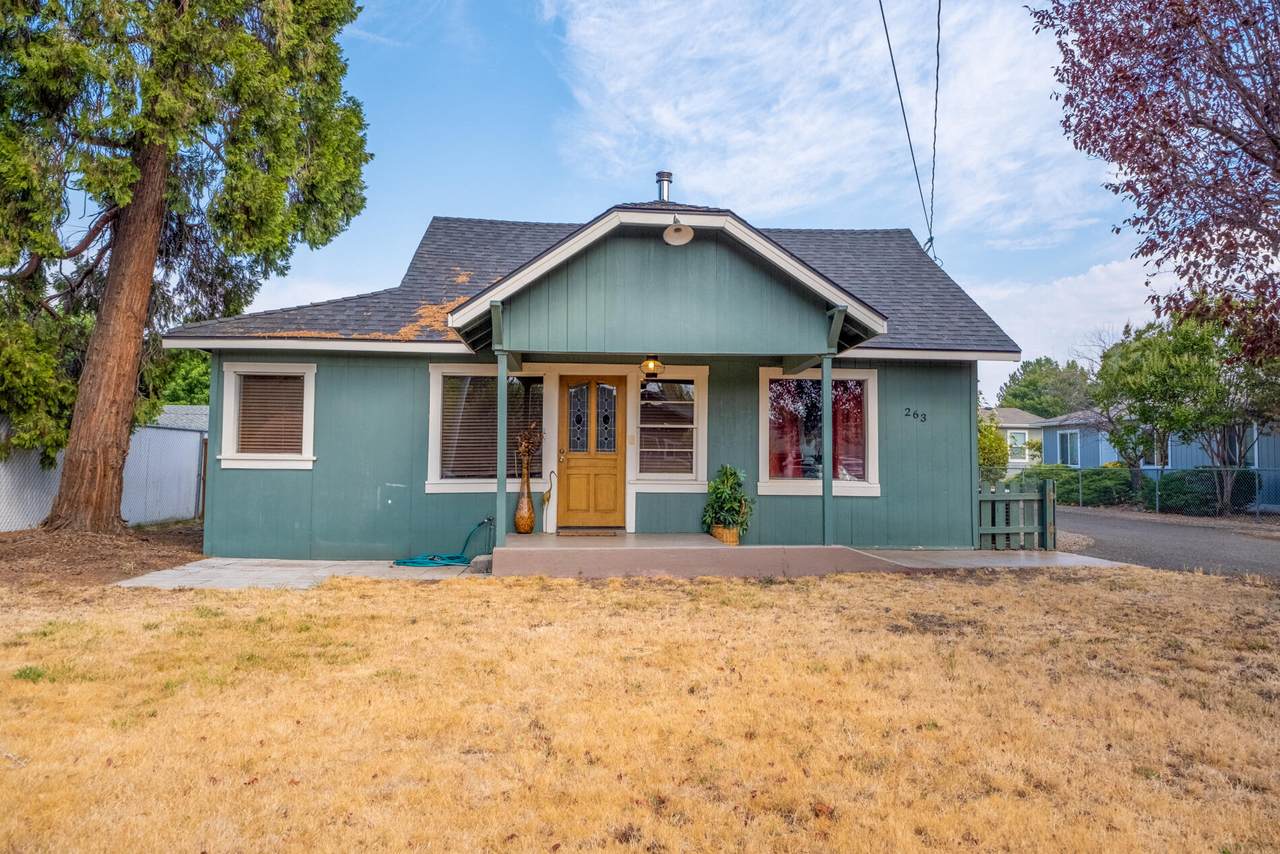 263 Berrydale Avenue - Photo 1