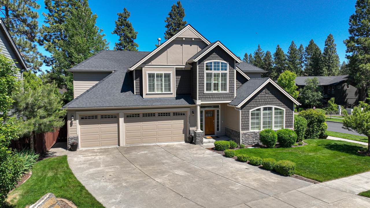 19523 Hollygrape Street - Photo 1