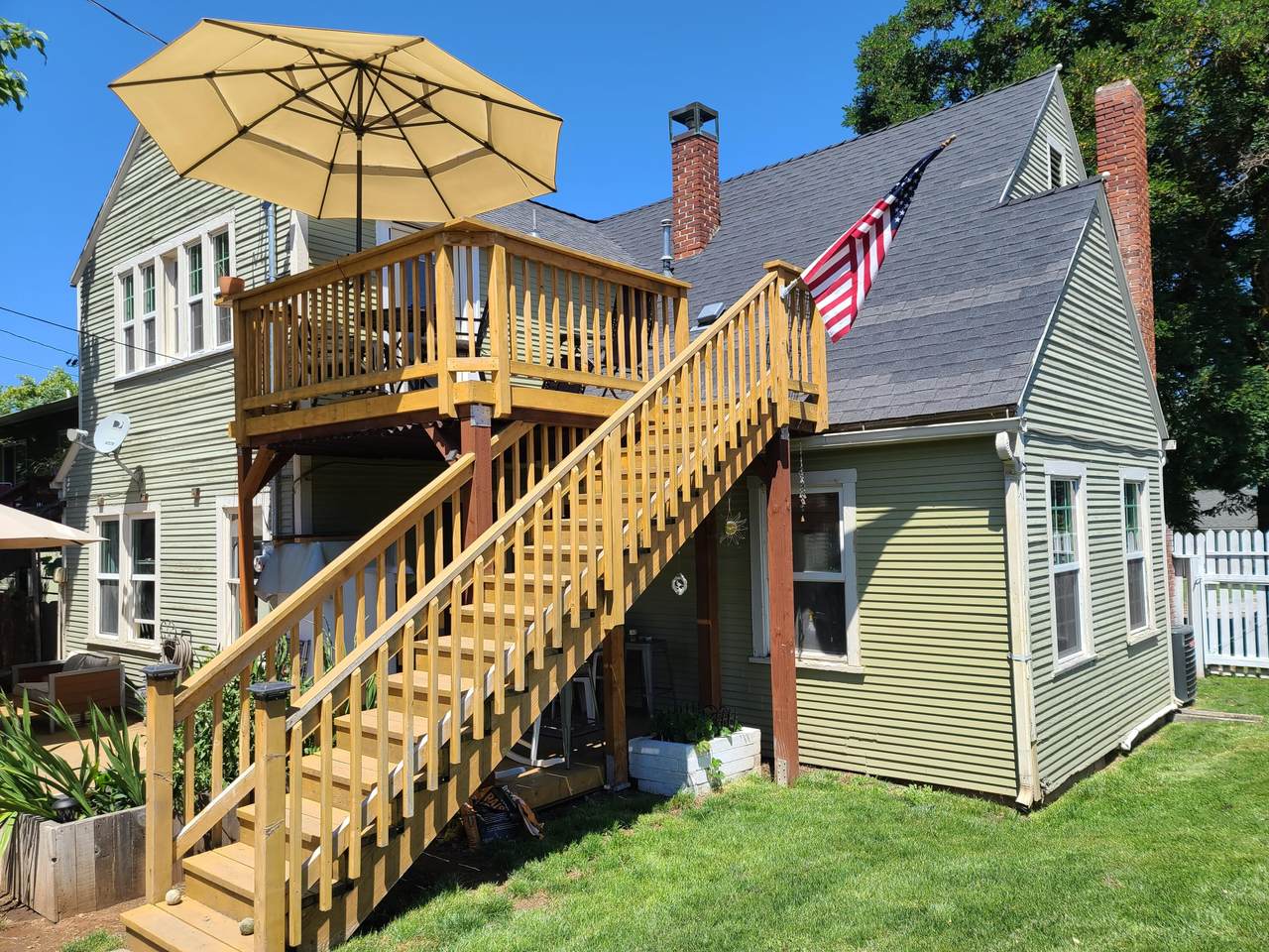 1120 Reddy Avenue - Photo 1